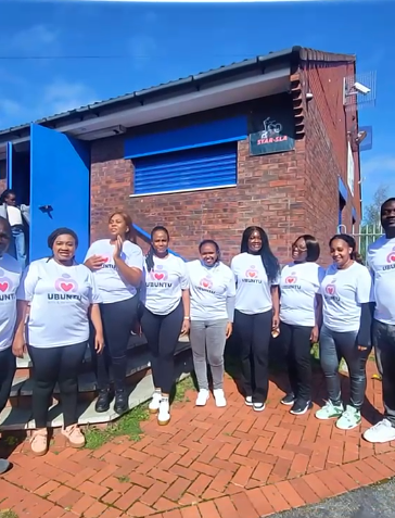 Meet the Ubuntu Volunteer Team